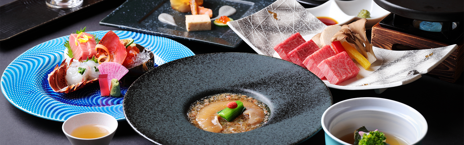 「グレードアップ会席」選べる逸品は、フカヒレorアワビからお選びください