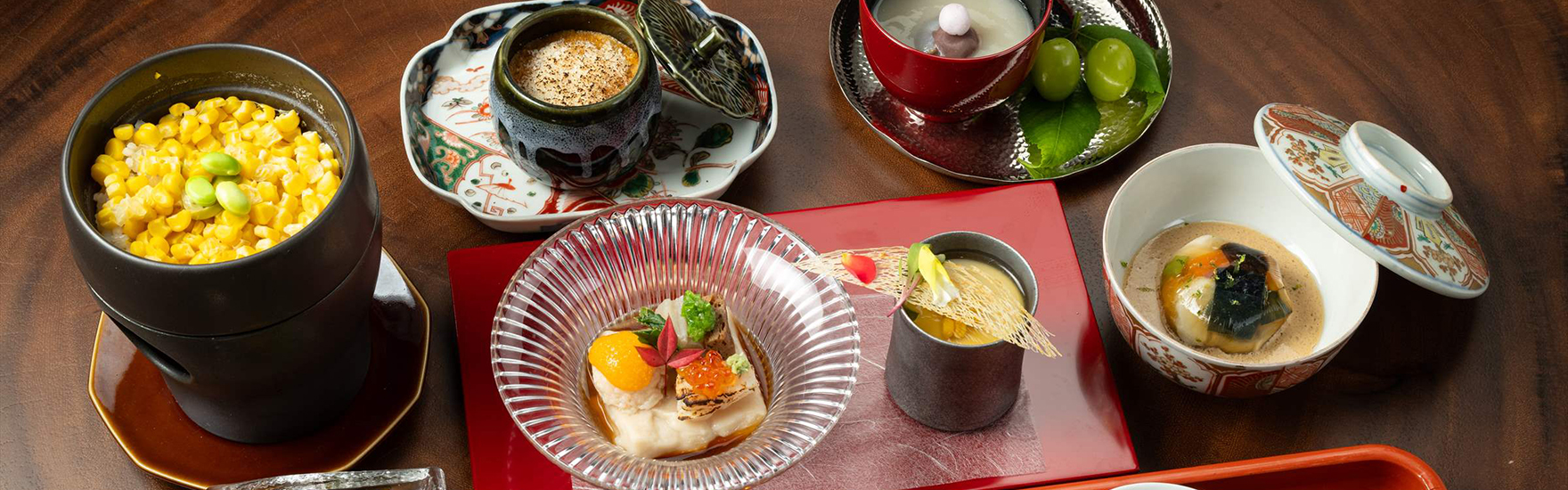 信州の特産品をふさわしい盛り付けで