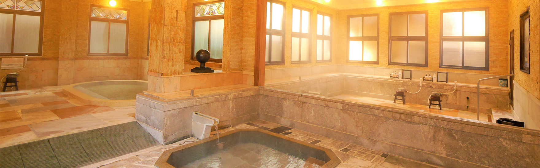 大理石造りの内風呂