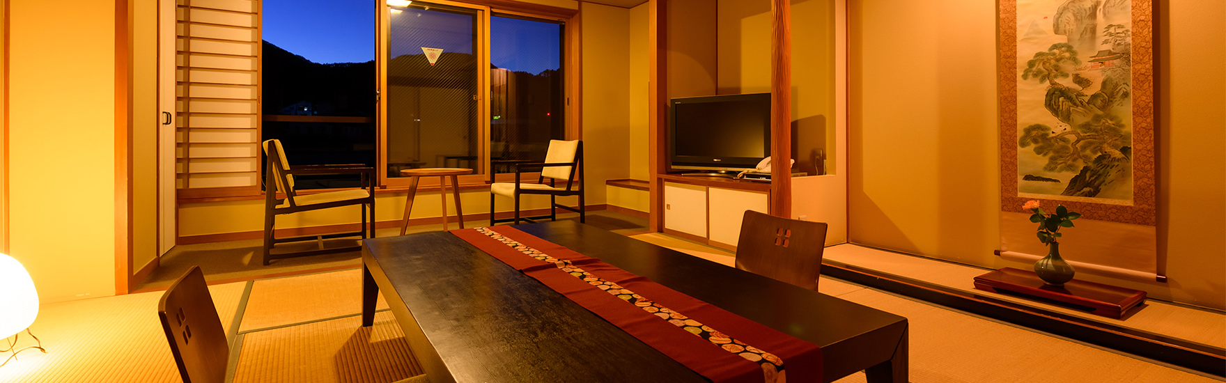 お布団を敷くタイプの「純和室」もあり