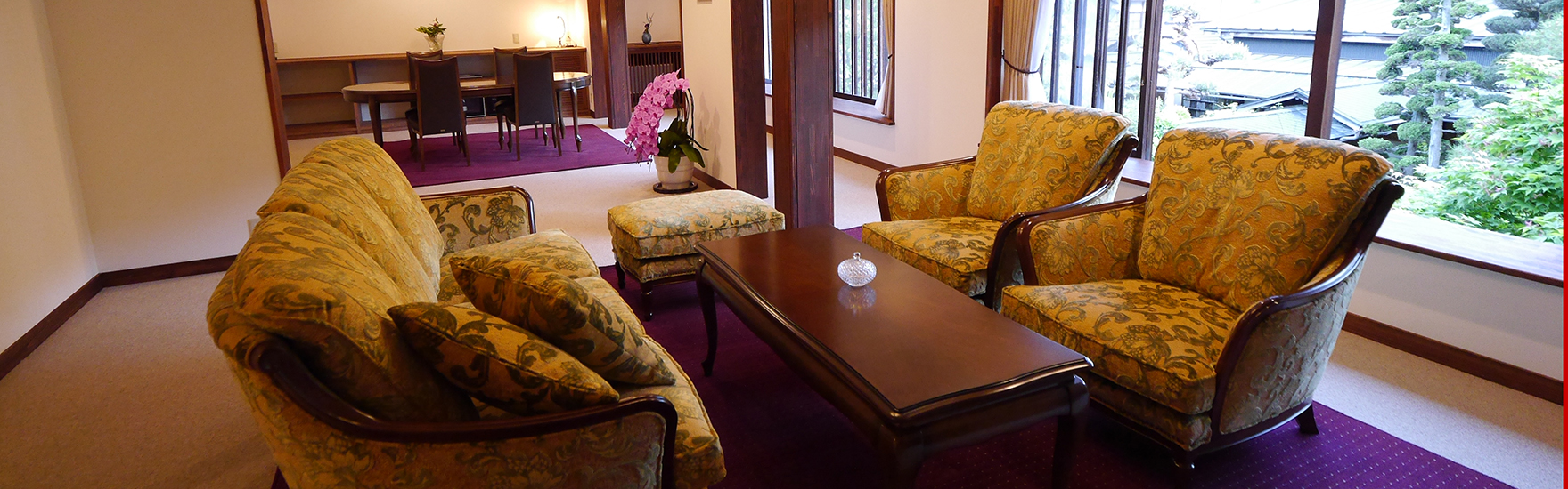 本館THE MAIN　椿